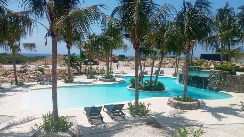 Blue Bay Penthouse Reef 5, Beach Golf Pool Dive With Ocean View Dorp Dorp Sint Michiel Exteriör bild